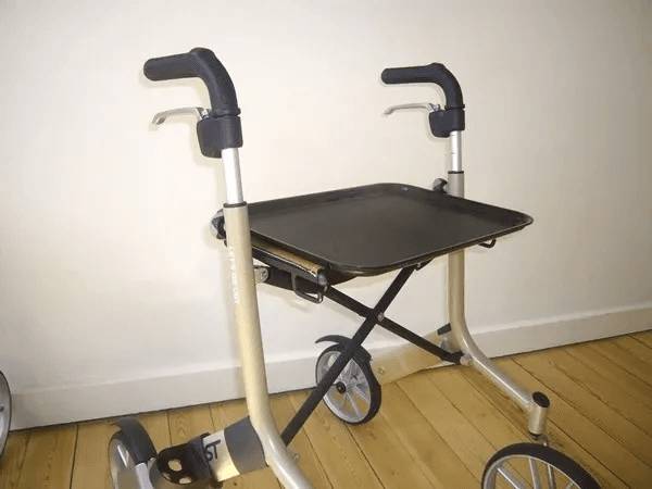 Dienblad loophulp Trustcare Let's Go Out/Let's Fly